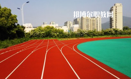 楚雄民中族等專業(yè)學(xué)校2022年學(xué)費、收費多少