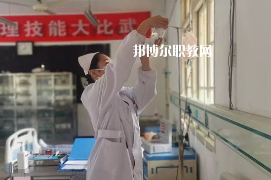 臺州護士學校2022年報名條件、招生要求、招生對象