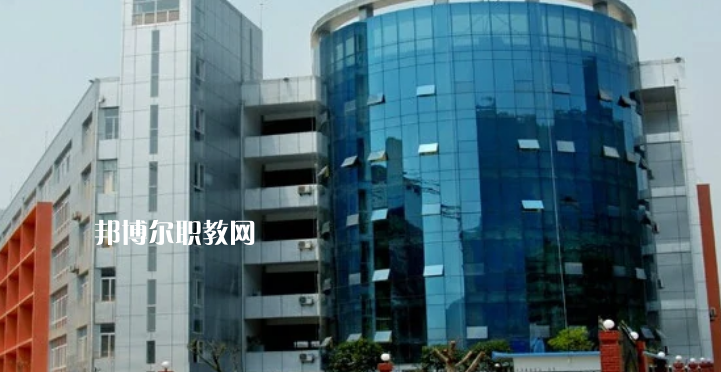 四川省古藺縣職業(yè)高級中學(xué)校2022年報名條件、招生要求、招生對象