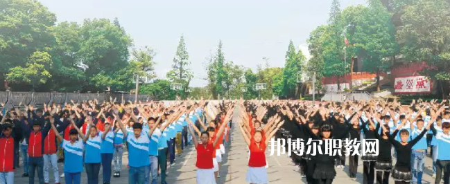 樂(lè)山市竹根職業(yè)中專(zhuān)學(xué)校2022年招生辦聯(lián)系電話