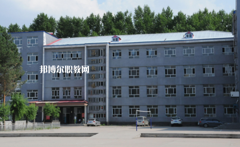 黑龍江省林業(yè)衛(wèi)生學(xué)校2022年報名條件、招生要求、招生對象