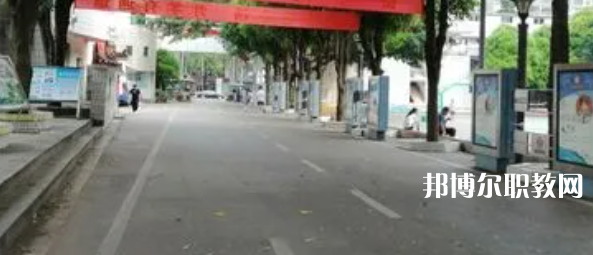 柳州機(jī)電工業(yè)學(xué)校2022年報(bào)名條件、招生要求、招生對(duì)象