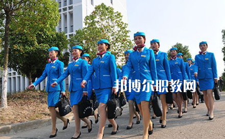 武漢交通科技學(xué)校2022年報名條件、招生要求、招生對象