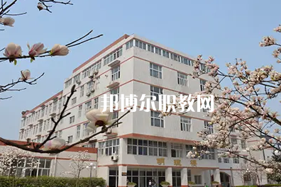 瀘州醫(yī)學(xué)院衛(wèi)生學(xué)校2022年怎么樣、好不好