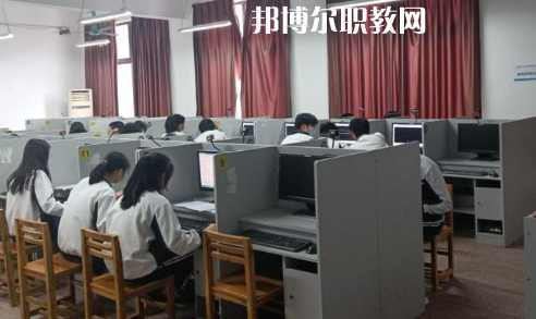 武漢建設(shè)學(xué)校2022年報(bào)名條件、招生要求、招生對(duì)象