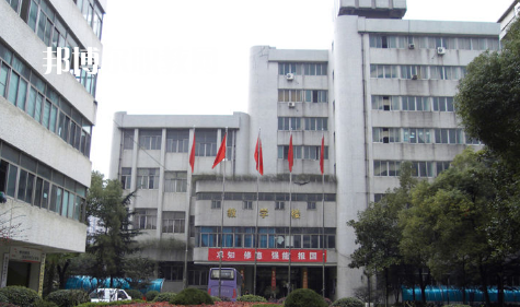 武漢洪山外經(jīng)貿(mào)學校2022年怎么樣、好不好