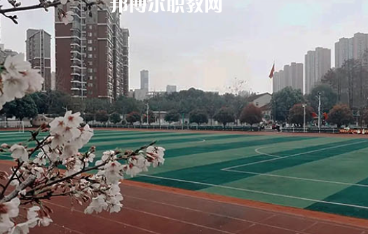 武漢供銷商業(yè)學校2022年招生辦聯(lián)系電話