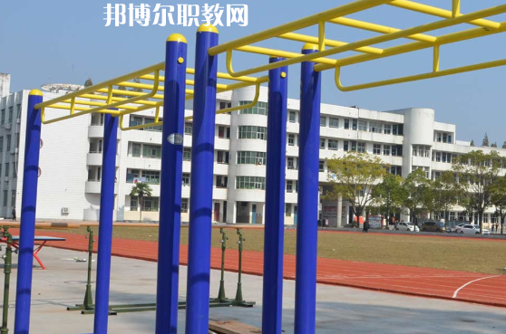 潛江職教中心2022年報名條件、招生要求、招生對象