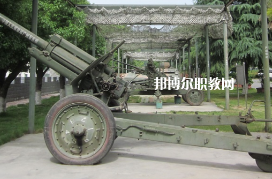 湖北十堰職業(yè)技術(shù)集團(tuán)學(xué)校2022年報(bào)名條件、招生要求、招生對象