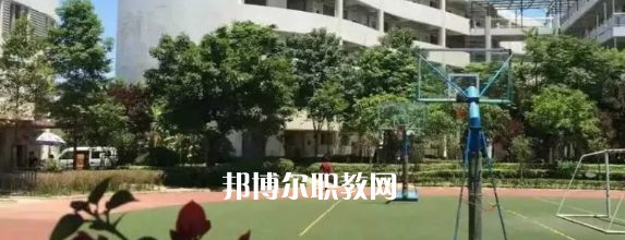 廣州白云工商技師學院怎么樣、好不好