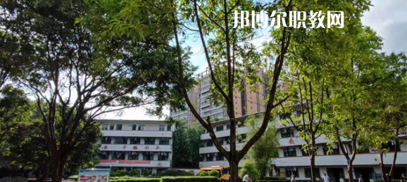 廣西玉林市現(xiàn)代職業(yè)技術(shù)學(xué)校2022年報(bào)名條件、招生要求、招生對(duì)象