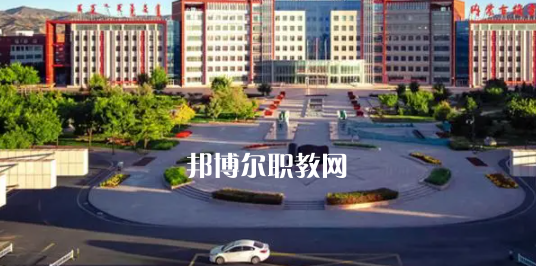 內(nèi)蒙古高職?？圃盒Ｅ琶?0強