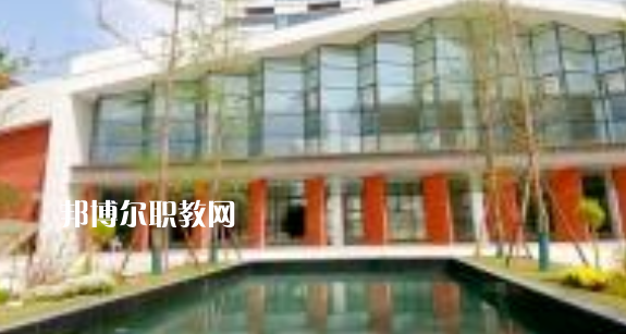 成都職業(yè)技術學校2023年學費、收費多少