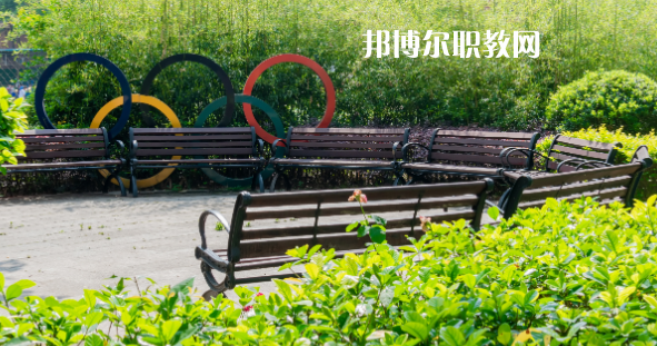 2023年仁壽縣華達綜合高中學(xué)校學(xué)費、收費多少