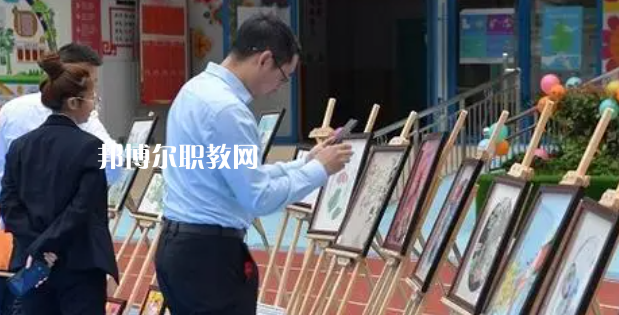 汶川縣特殊教育學(xué)校地址在哪里，哪個(gè)地區(qū)，哪個(gè)城市?