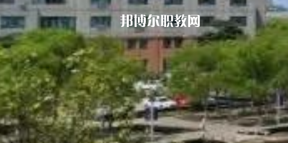江蘇省常熟中等專業(yè)學(xué)校地址在哪里，哪個(gè)地區(qū)，哪個(gè)城市?