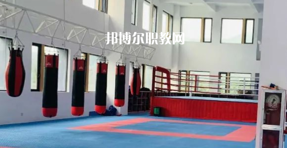 2023蒼南縣飛林職業(yè)學(xué)校招生計(jì)劃 招生人數(shù)是多少(附要求、條件、對(duì)象)