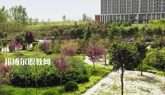 陜西省高新技術(shù)學(xué)校地址，乘車路線