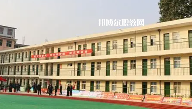 陜西省商貿(mào)技工學(xué)校地址，乘車路線