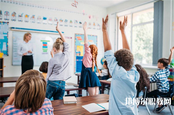 重慶長(zhǎng)壽衛(wèi)生學(xué)校有哪些招生專(zhuān)業(yè)（2023年）