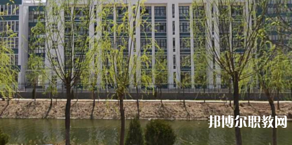 南宮市職業(yè)技術教育中心地址，乘車路線