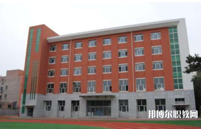 張家口華航中等專業(yè)學(xué)校地址，乘車路線