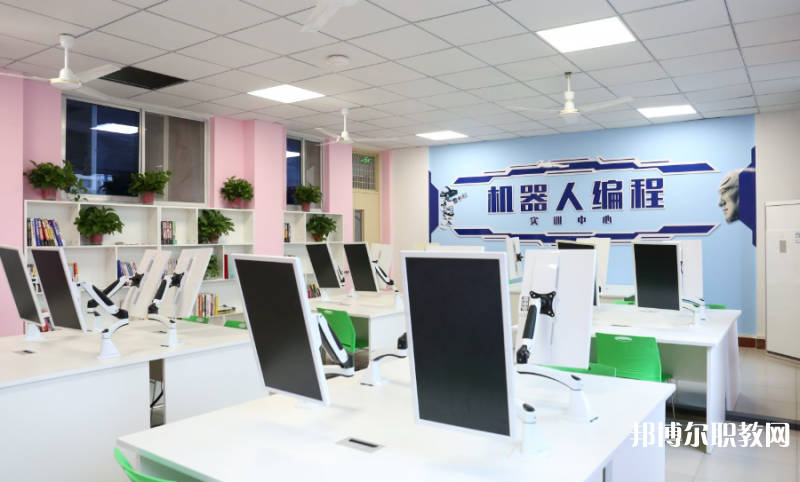 2023鄭州新華中等專業(yè)學校招生計劃 招生人數(shù)是多少(附要求、條件、對象)