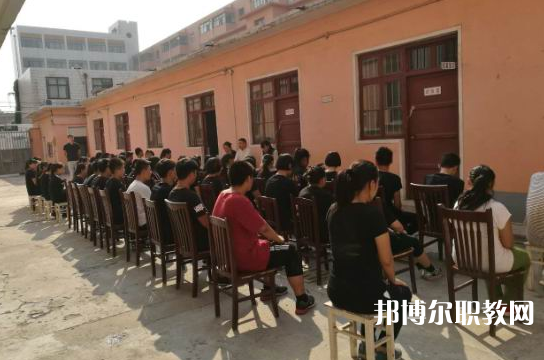 安陽(yáng)源首科技制藥學(xué)校怎么樣、好不好