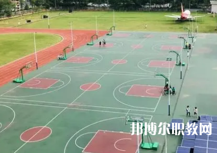 湖南湘江工貿(mào)技工學(xué)校怎么樣、好不好