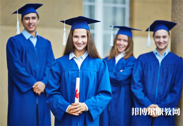 湖北哪里的職教中心能讀客戶(hù)信息服務(wù)專(zhuān)業(yè)