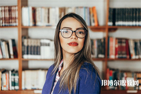 廣東哪里的職業(yè)學(xué)校能讀模具制造專(zhuān)業(yè)