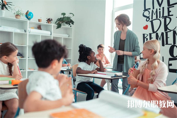 廣東哪里的職業(yè)學校能讀藝術(shù)設計與制作專業(yè)