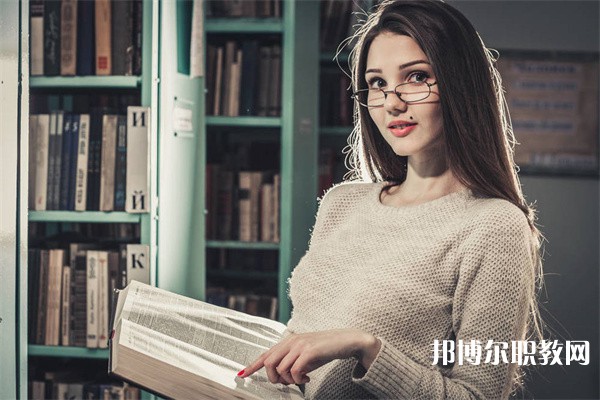 廣東哪里的中專學校能讀計算機網(wǎng)絡與維護專業(yè)