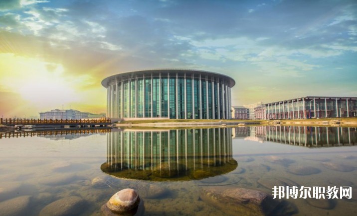 2024河南藝術(shù)職業(yè)學(xué)院中專部招生計劃 招生人數(shù)是多少(附要求、條件、對象)