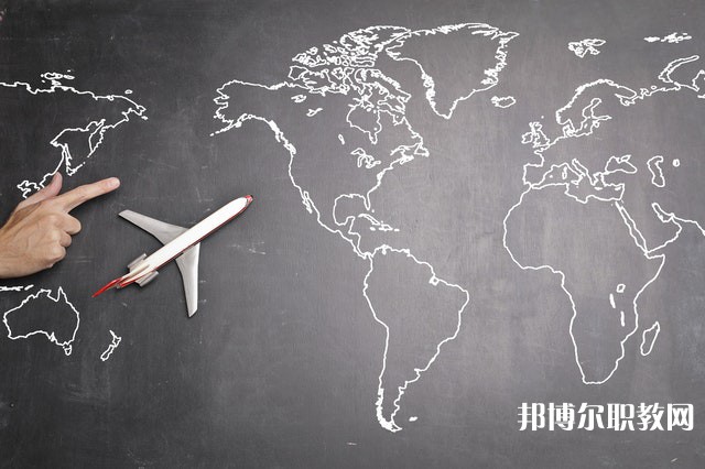 廣西哪里的中職學(xué)校能讀計算機平面設(shè)計(貝雕、角雕等民族工藝)專業(yè)