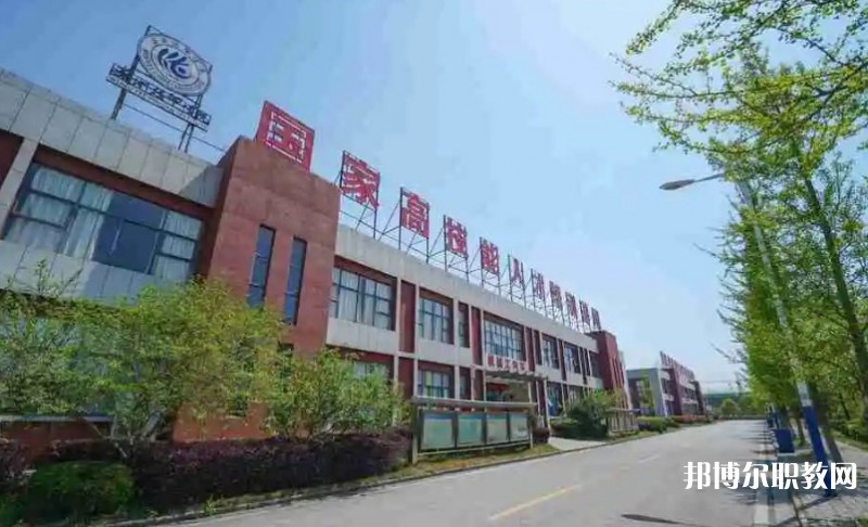 蕪湖汽車工程學(xué)校怎么樣、好不好
