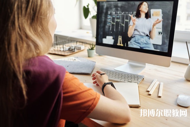 廣西哪里的中職學校能讀造紙技術(shù)專業(yè)