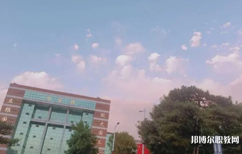 2024萊蕪航空中等專業(yè)學(xué)校招生計劃 招生人數(shù)是多少(附要求、條件、對象)