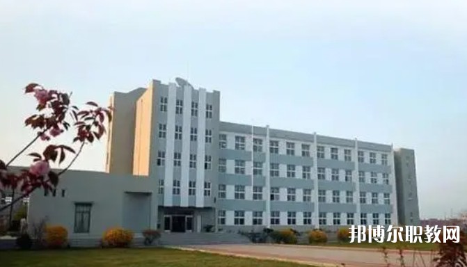 長海縣中等職業(yè)技術專業(yè)學校地址，乘車路線