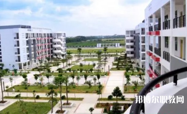 2024本溪市衛(wèi)生學校招生計劃 招生人數(shù)是多少(附要求、條件、對象)