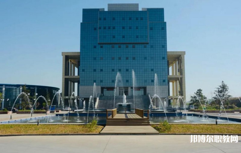唐山豐潤綜合職業(yè)技術(shù)教育中心2025年報名條件、招生要求、招生對象