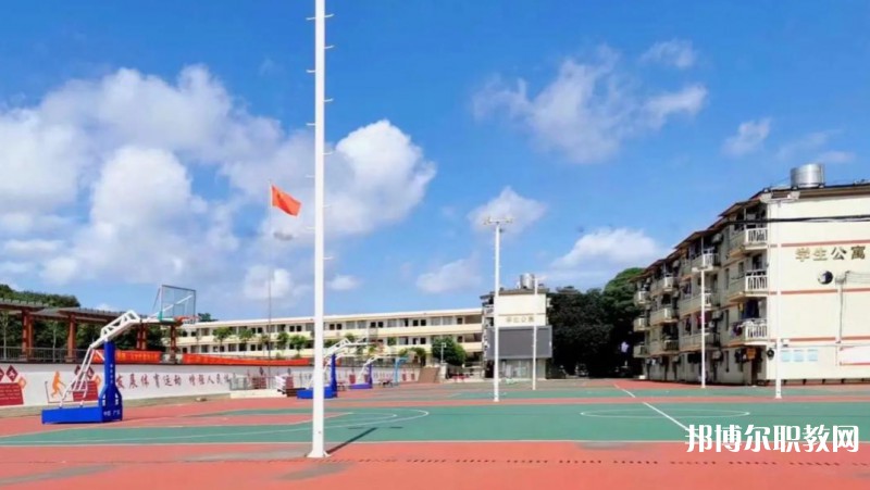 2025廣西電子高級(jí)技工學(xué)校招生計(jì)劃 招生人數(shù)是多少(附要求、條件、對(duì)象)