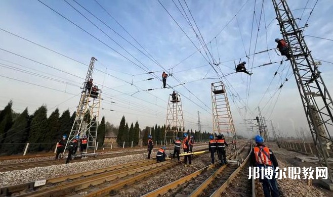 自貢2025年鐵路學(xué)校什么專(zhuān)業(yè)有前途